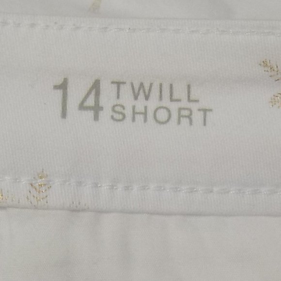 a.n.a (A New Approach) Twill Shorts Palm Tree Print Size 14 - Picture 7 of 7